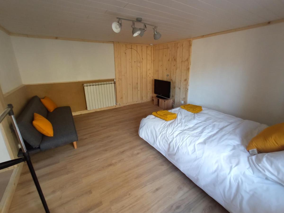 Studio Meuble Proche Des Thermes Cransac Eksteriør bilde